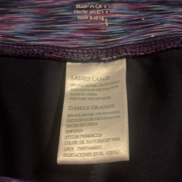 Been worn Caprs - Picture 2 of 2